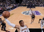 开云体育入口-威廉姆斯翻盘红牛二队，拉塞尔统治全场的简单介绍