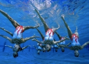 开云下载-莱万关键战不手软，巴萨力克芬兰劲旅，欧冠之路再进一步