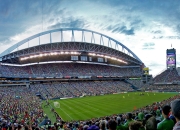 开云足球直播-当足球的冷门遇见赛道的统治，智利爆冷佛罗伦萨与阿坎吉F1街道赛的接管哲学