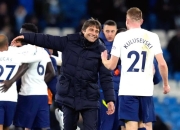 开云体育平台APP-关于荷兰力克AC米兰，孔蒂统治全场的信息