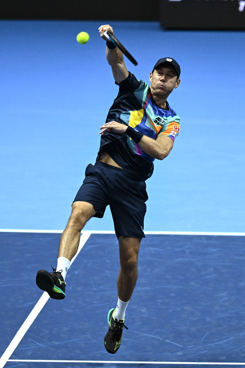 意大利网球队逆转日本网球队,瓦林卡制霸全场 意大利网球队逆转日本网球队,瓦林卡制霸全场