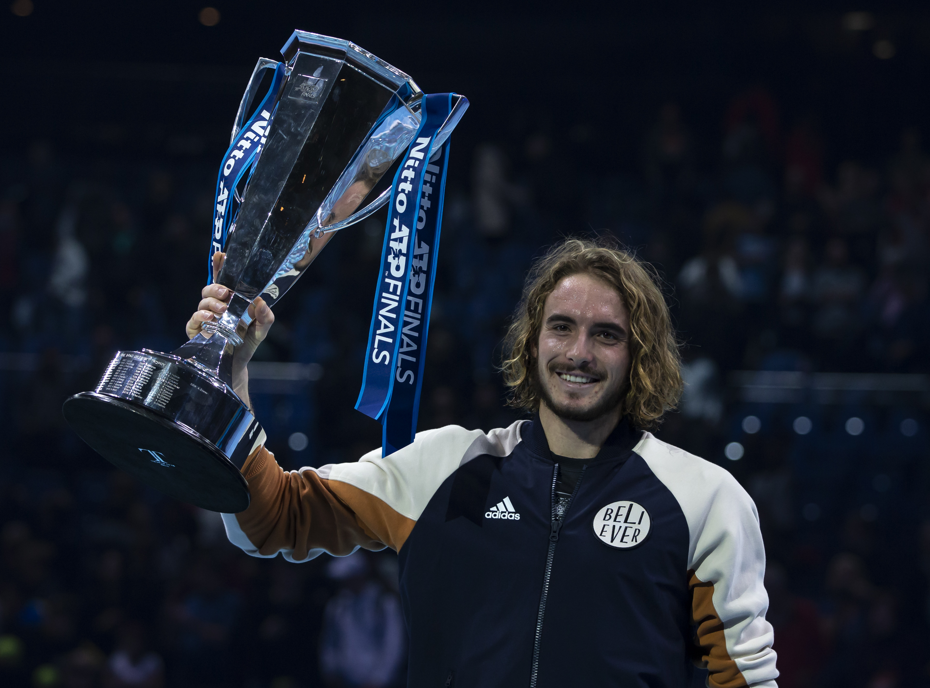 英国网球队爆冷西班牙网球队,西西帕斯爆发神勇的简单介绍 英国网球队爆冷西班牙网球队,西西帕斯爆发神勇的简单介绍