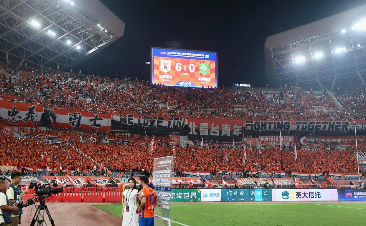 广州恒大主场大胜北京国安,继续领先榜首的简单介绍 广州恒大主场大胜北京国安,继续领先榜首的简单介绍