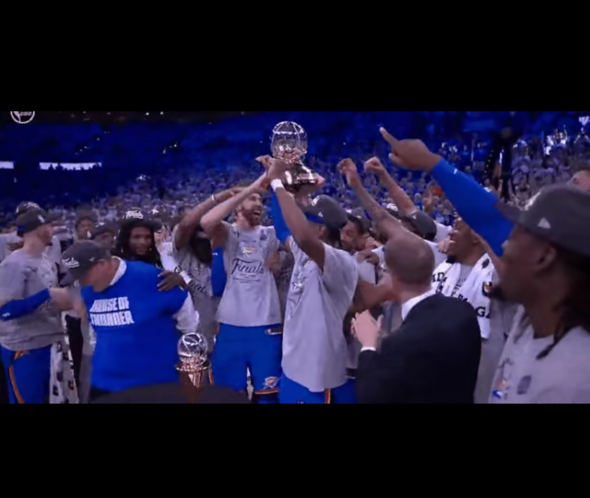 塞尔维亚豪取比赛胜利,轻取三分的简单介绍 塞尔维亚豪取比赛胜利,轻取三分的简单介绍