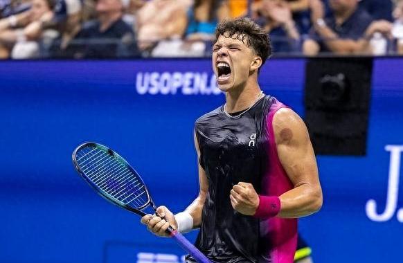 荷兰新生代球员崭露头角，或成欧锦赛黑马的简单介绍