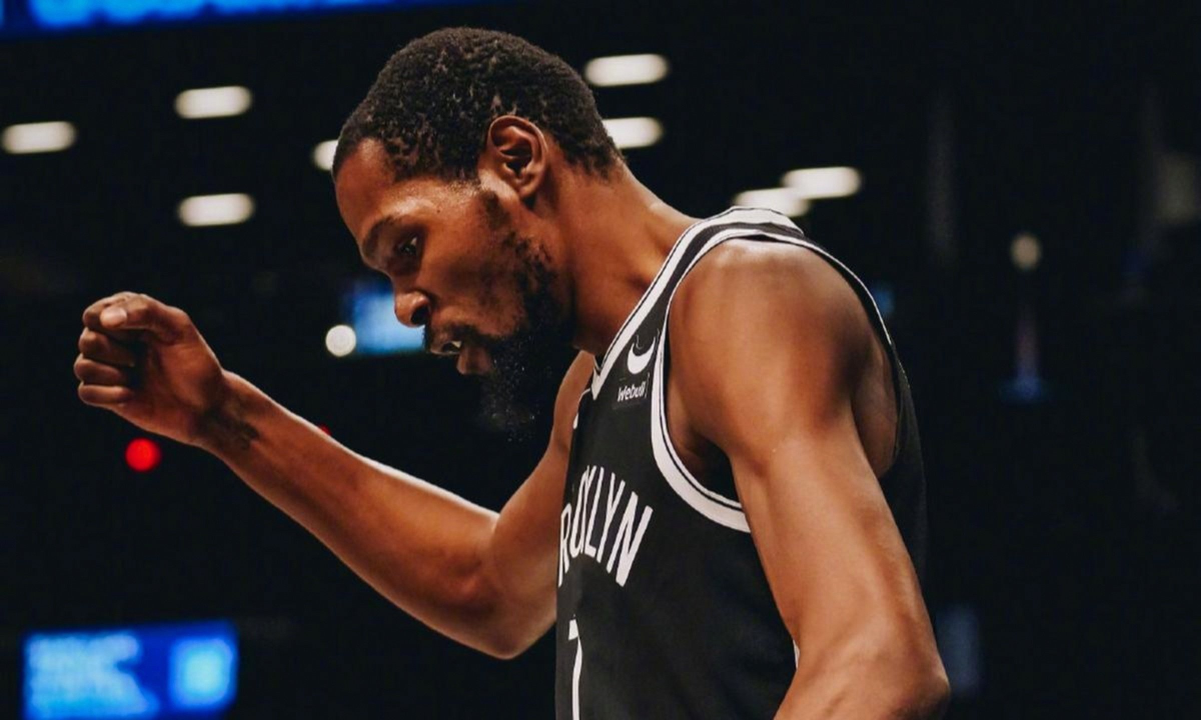 篮网队球员因状态低迷被迫休息 篮网队球员因状态低迷被迫休息