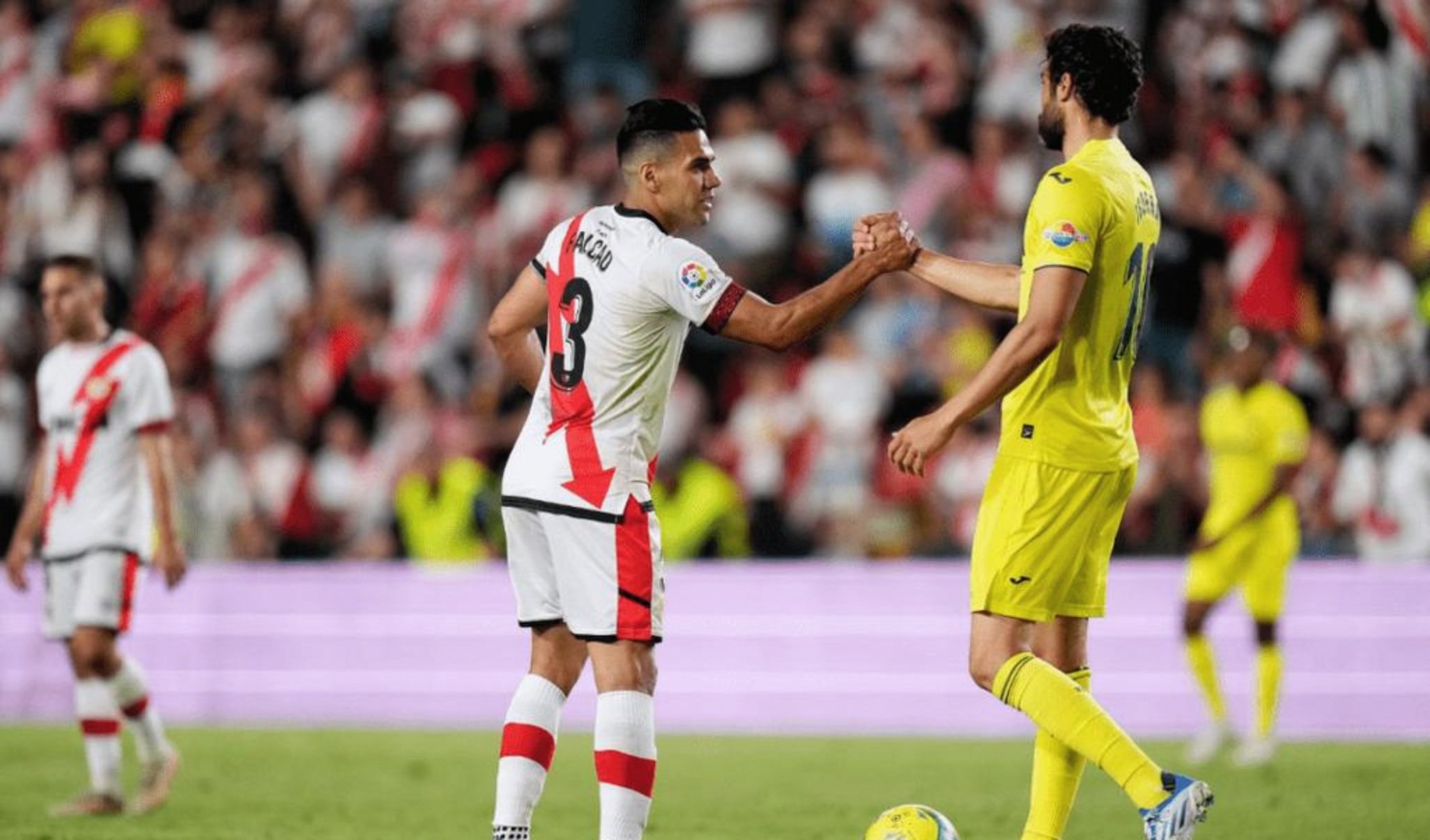 比利亚雷亚尔三球大胜,豪取胜利的简单介绍 比利亚雷亚尔三球大胜,豪取胜利的简单介绍