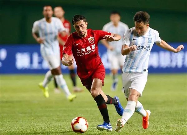 关于上海上港客场大胜广州富力,展现强势实力的信息 关于上海上港客场大胜广州富力,展现强势实力的信息