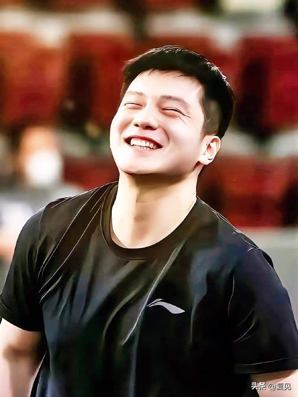 波兰队横扫瑞典队,樊振东统治全场 波兰队横扫瑞典队,樊振东统治全场