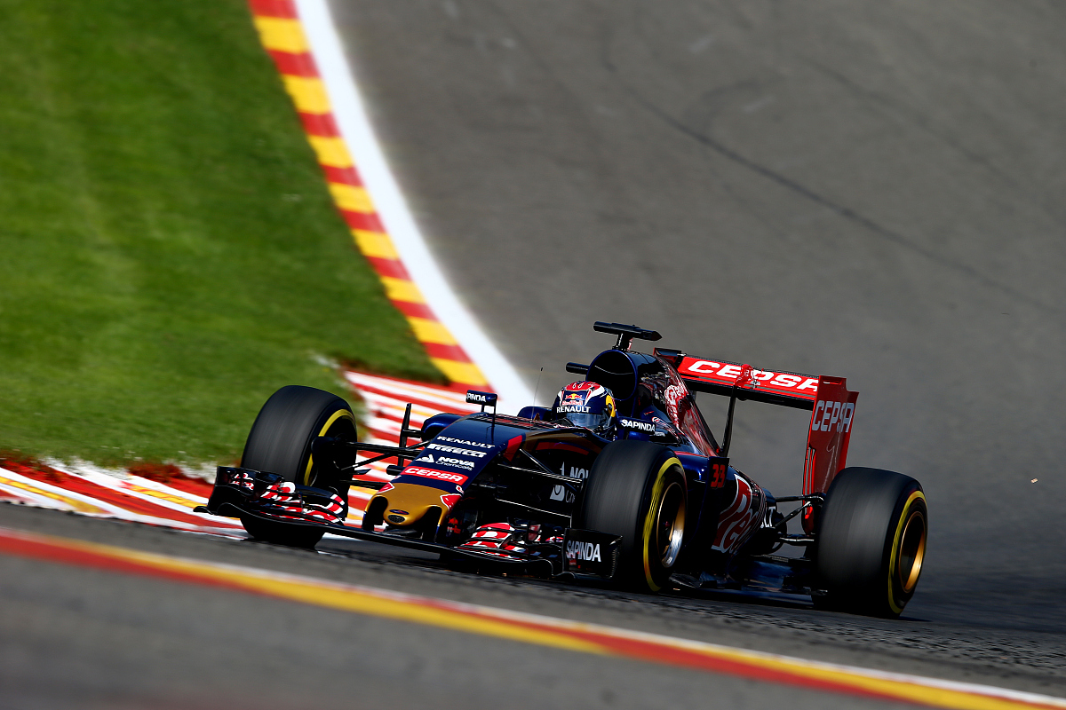 包含索伯车队翻盘红牛车队，拉塞尔高光表现的词条