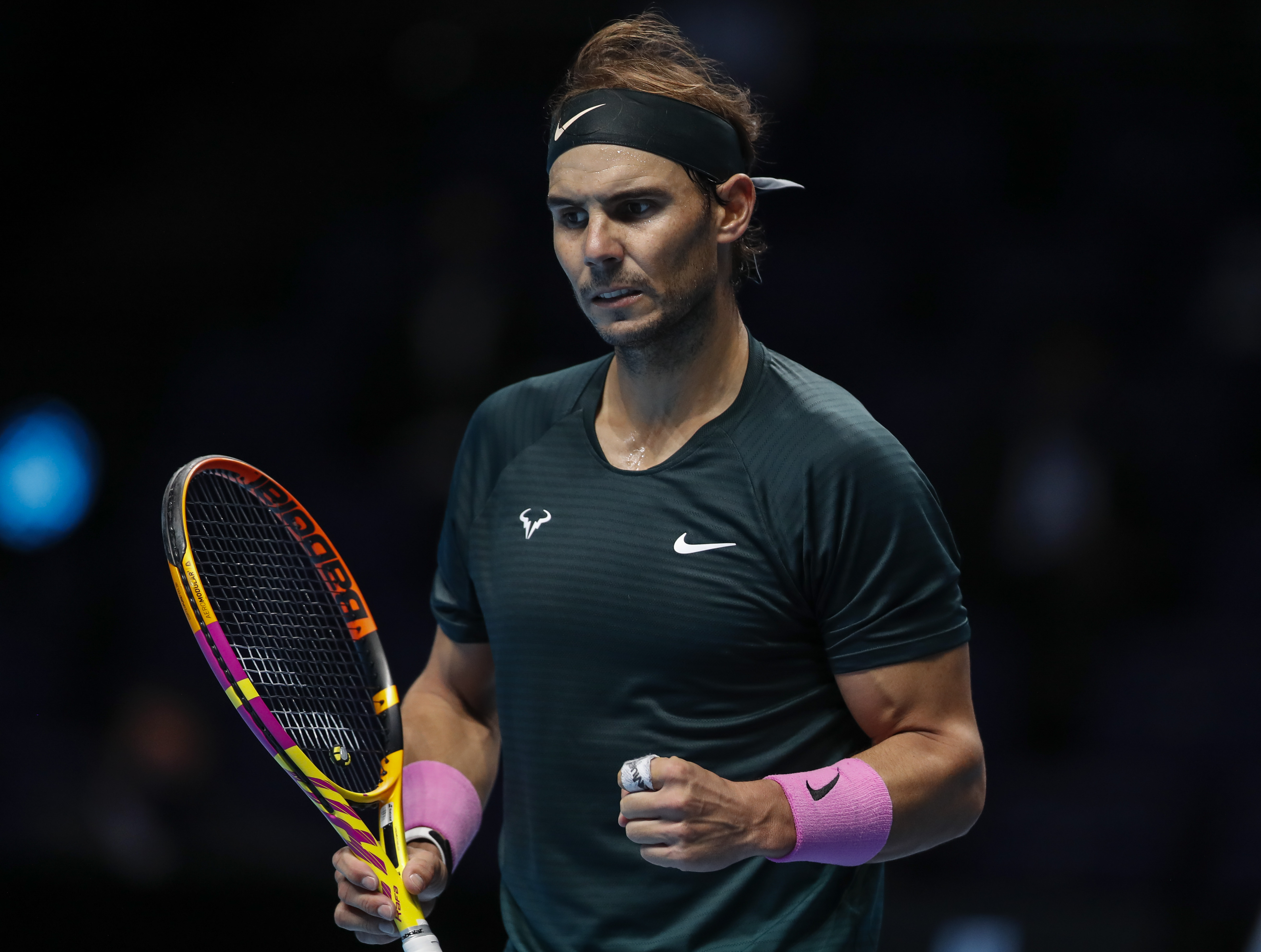 包含ATP总决赛鏖战戴维斯杯，纳达尔点燃赛场的词条