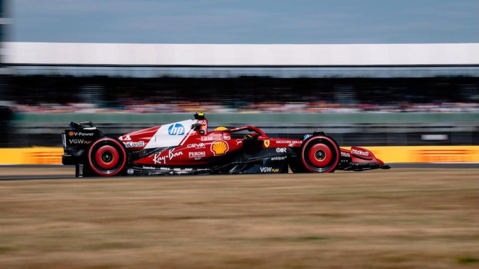 法拉利横扫梅赛德斯，汉密尔顿惊艳四座的简单介绍