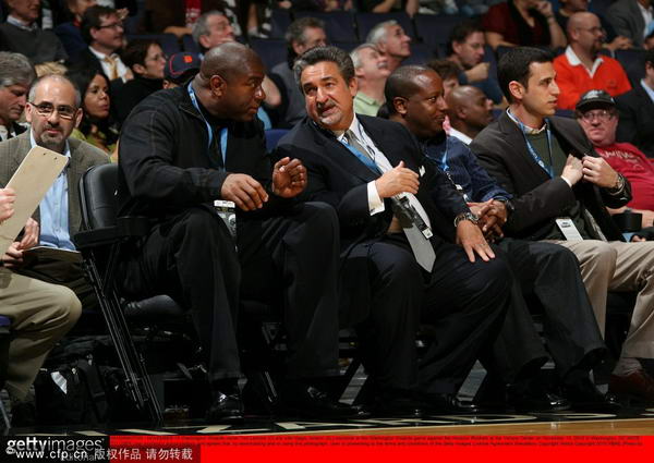 关于魔术碾压山东队，易建联刷新纪录的信息