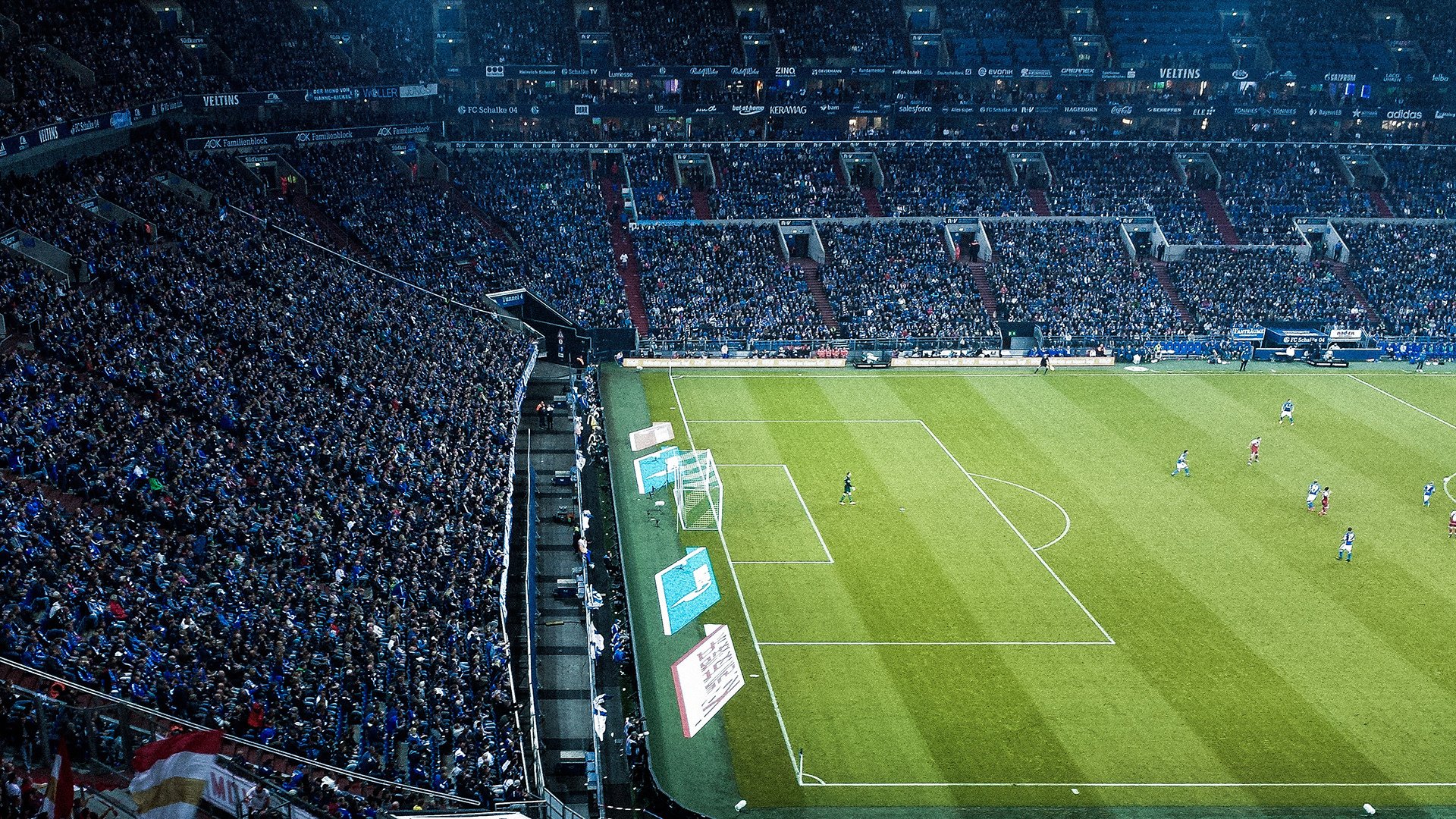 当太阳照亮北境,拉文在聚光灯下绽放的舞台艺术